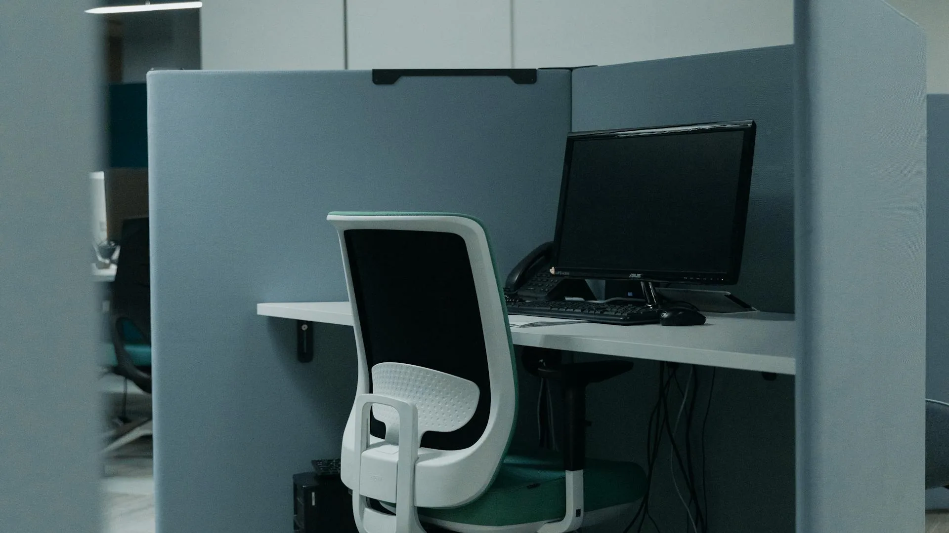 The No-Show Economy: $150 Billion in Empty Chairs